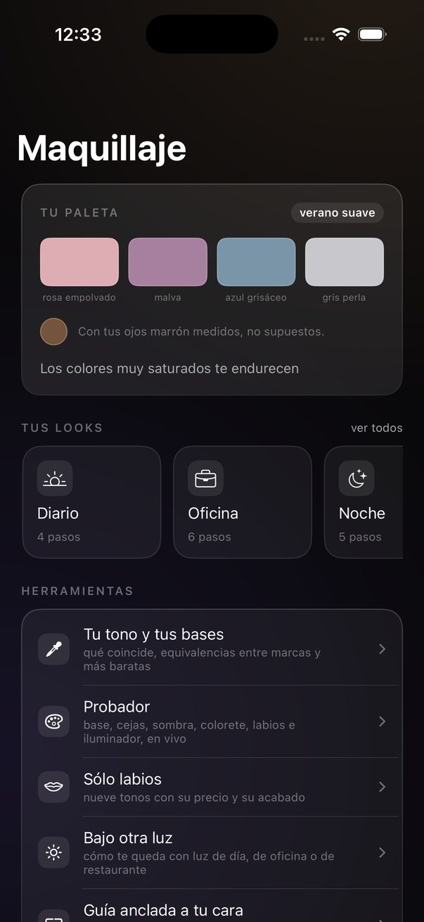 Paleta personal y herramientas de maquillaje